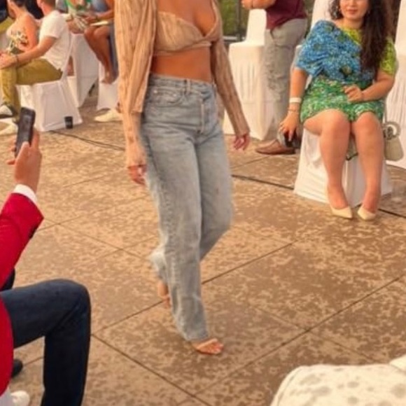 PRINCESS POLLY asymmetrical baggy jeans - Picture 3 of 3